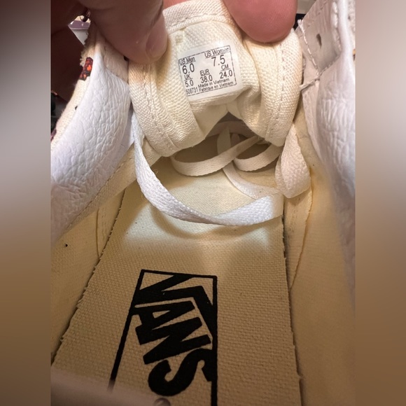 Old Skool Poppy Floral Cream Vans - Picture 3 of 4